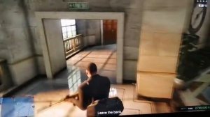 Ограбил самый большой банк в гта 5