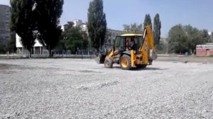 Услуги jcb 3cx Киев. Работа челюстным ковшом.