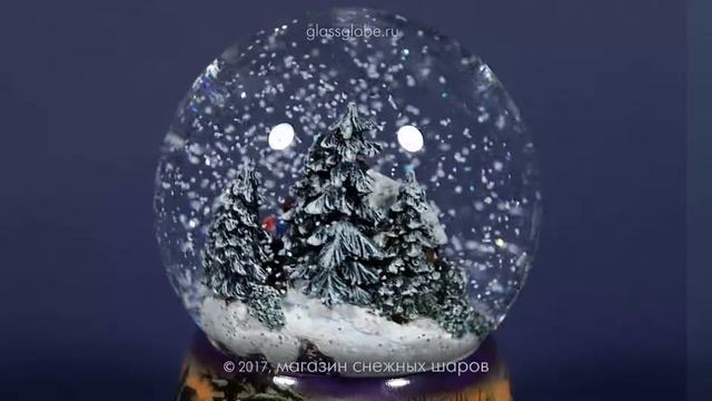 Снежный стеклянный шар "Зимние сани" смотреть онлайн