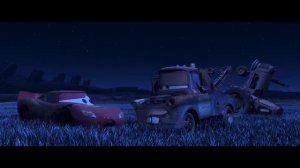 Метр и маквын пугают трактора