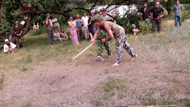 Показательные 1.06.19 г. Ч 35. Элементы фехтования. Палка  против шашки..Казачий Спас. Харьков