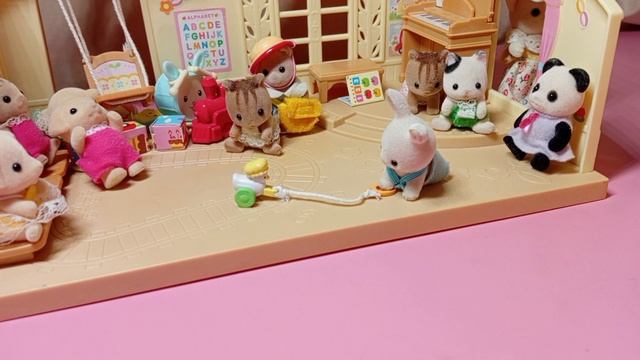 Sylvanian families 4 серия - "Украденная игрушка"