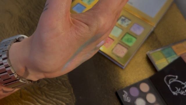 Seahorse palette Adept Cosmetics | Морской конек от Адепт. Обзор палетки. 15 макияжей. смотреть онлайн