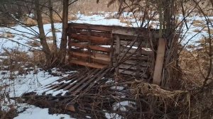 Подготовка шалаша для утиной охоты.