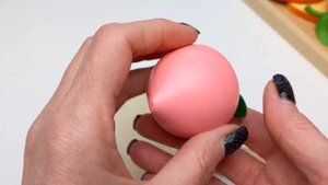 Для малышей - Пластиковые и деревянные фрукты и овощи! Видео для детей!