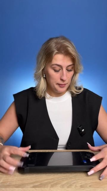 Приставка MSI Claw Ultra 7 лучше чем SteamDeck? #приставка #игра #обзор #гейминг #msi смотреть онлайн