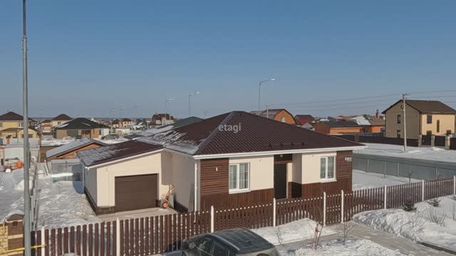 5717863 Зеленые холмы