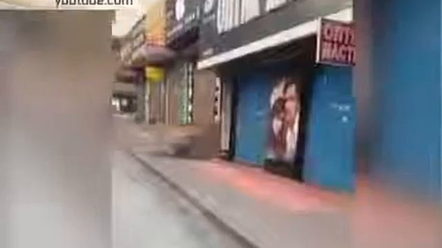 Китаец проклинает Обаму смотреть онлайн