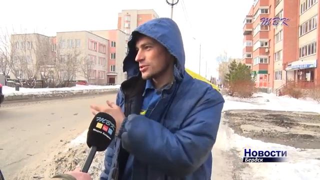 Автомобиль такси протаранил легковушку в Бердске
