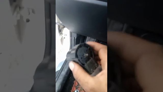 مشكل المنوض في سيارة Problème démarrage Volkswagen Polo смотреть онлайн