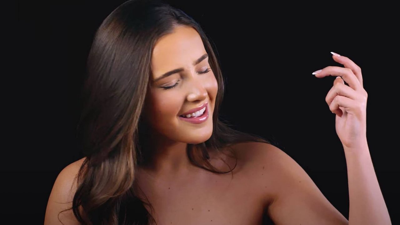 Woman in Love - Lucy Thomas