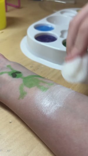 Рисуем аквагримом #1