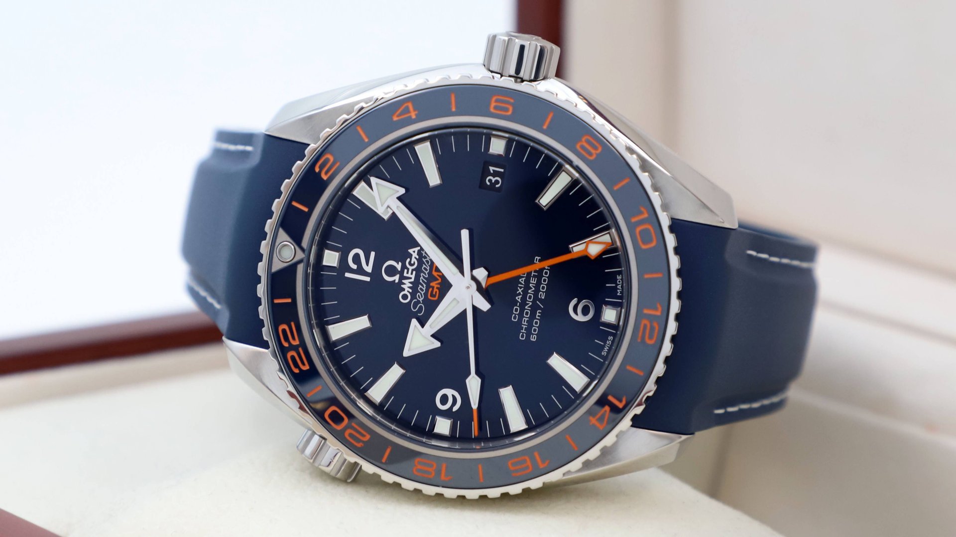 Omega Seamaster Planet Ocean 600M Co-Axial GMT 43.5 mm 232.32.44.22.03.001 смотреть онлайн