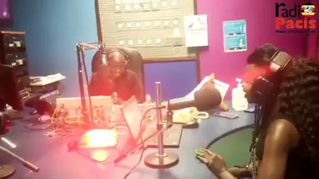 Lite Roz's Radio host at Pacis Fm