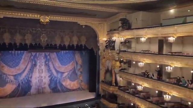 Мариинский театр. Обзор сцены со второго яруса.