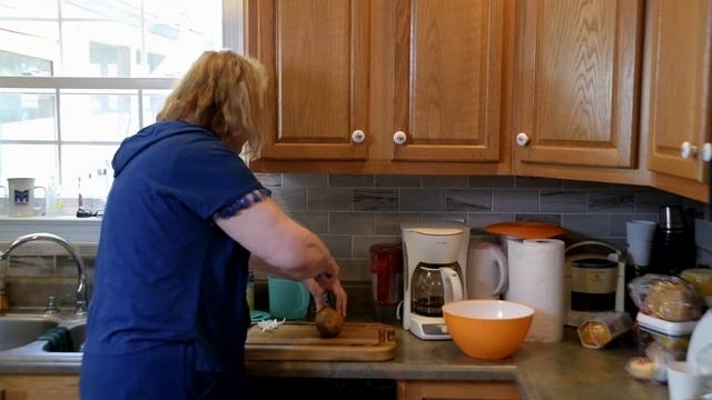 Post Card From Morehead, Pork chops and Fried Potatoes смотреть онлайн