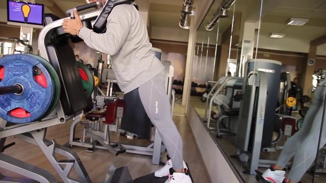 WORKOUTHD - GAMBE ENORMI Scheda allenamento per ingrossare le gambe - palestra bodybuilding смотреть онлайн