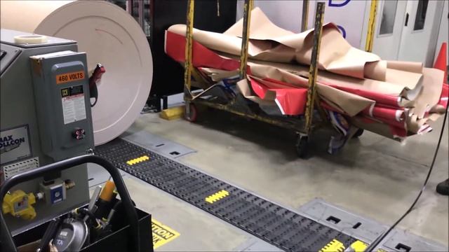 Segmented belt conveyor with manual banding slots смотреть онлайн