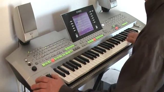 Soli - Adriano Celentano * Tyros2 * смотреть онлайн