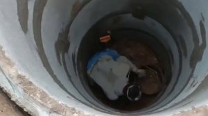 Г. Лобня, 11 колец за два дня, колодец по ГОСТу, ровный , промазан весь  ,  с водой 
 podkapaev.ru