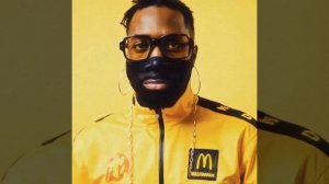 Balenciaga x McDonalds Нейро-коллабарация. Реалистиный нейро-контент Валита Султанова
