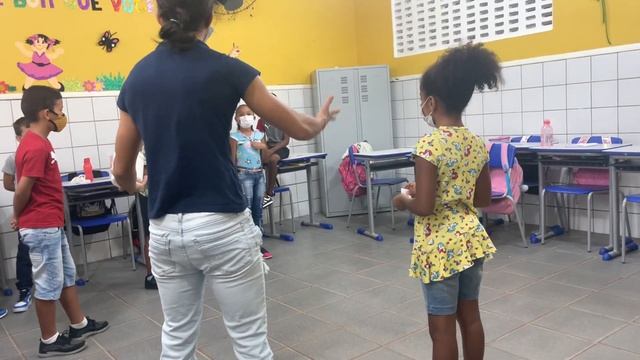 Aula de Educação Física - EMU 2022