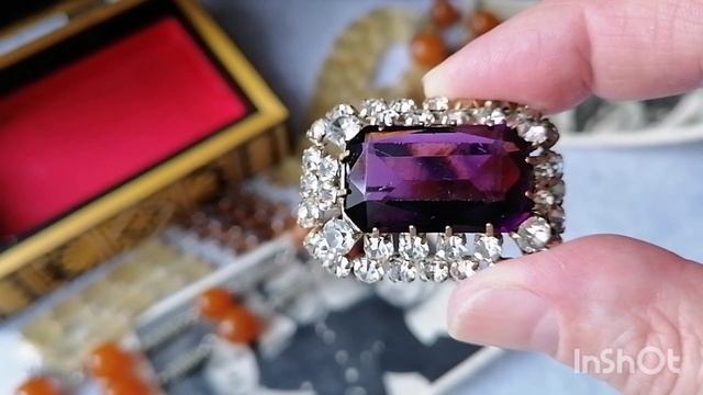 164. Распаковываем посылки вместе. Советский янтарь и серебро. Сатиновые бусы.