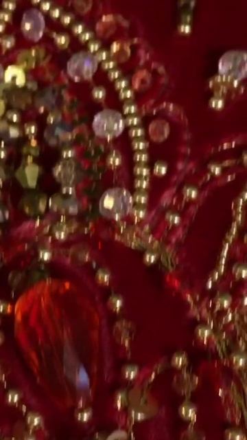 Архивное видео. Кутюрная вышивка для куклы Жена султана смотреть онлайн