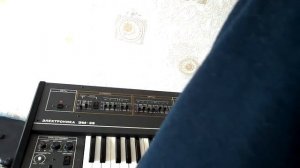 Синтезатор Электроника ЭМ-25