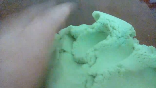 Что лучше ЛИЗУН или КИНИТИЧИСКИЙ ПИСОК + и - лизуна и к.писки смотреть онлайн