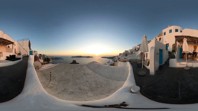 Santorini Imerovigli magical sunset 360 (VR 4K)