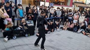 SATURDAY. BLACK MIST: ALINA. DYNAMIC CAPTIVATING PERFORMANCE. HONGDAE STREET.