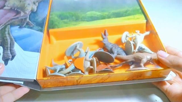 JWD My Busy Books | Mini Dinosaurs | Jurassic World Dominion | Unboxing смотреть онлайн