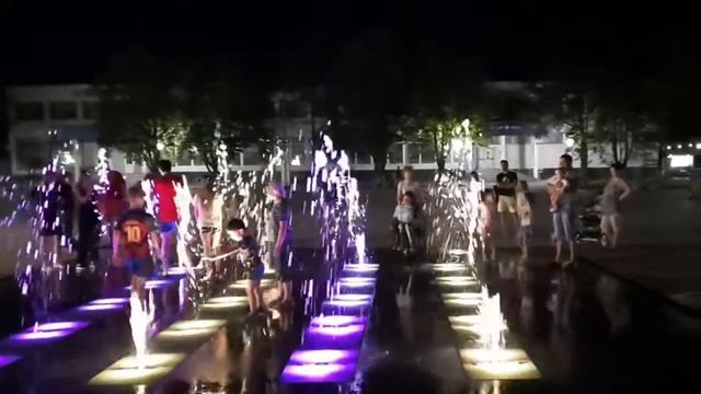 светомузыкальный фонтан смотреть онлайн