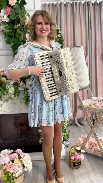 Она прекрасна/ Isn't She Lovely
Стиви Уандер/  Stevie Wonder 

💖💖💖💃💃💃🌸🌸🌸