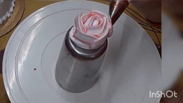 Icing flowers🌹🌺. How to make wipped cream flowers. विप्ड cream flower Manisha kitchen nwd.