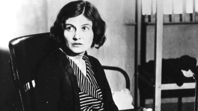 Она не смогла бы сделать это одна смотреть онлайн