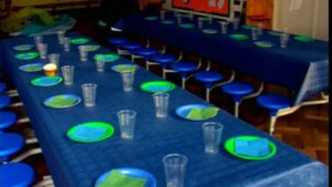 Вся правда о еде 3 серия «Как кормить своих детей» (документальный сериал, 2007)