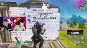 БАТЮ И СЫНА ЗАВАЛИЛИ ПИЦЦЕЙ НА СТРИМЕ. FARBIZZBAT9 КЛЯНЧИТ ЕДУ В АРЕНЕ ФОРТНАЙТ