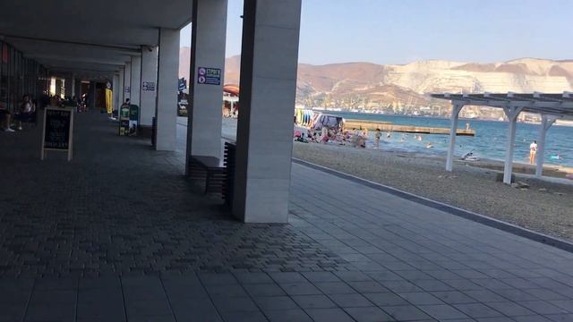 Новороссийск.Новая Набережная.Купальный сезон продолжается смотреть онлайн