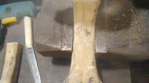 нож из кости-- костяное оружие