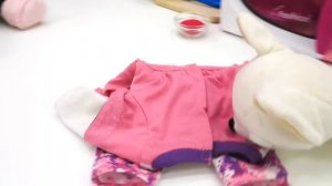 Играем с беби бон Эмили. Как мама: видео для детей.