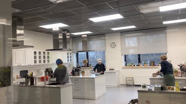 Школа, Детский Сад, Фитнес Центр - в совхозе им. Ленина созданы все условия для труда и отдыха! смотреть онлайн