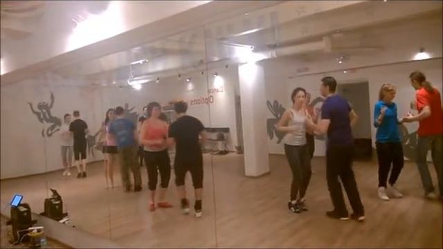 Bailen con Boris Quintero- Cha-Cha-Cha