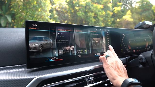 BMW i4 M50, the first electric M car, is finally here in Singapore! | CarBuyer Singapore смотреть онлайн