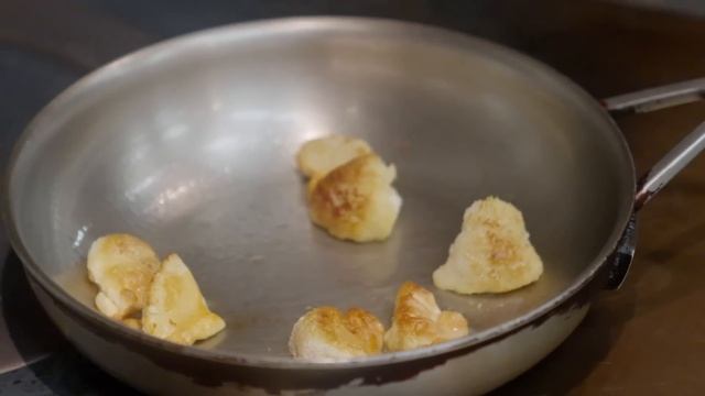 How Seattle’s Most Famous Restaurant Does Teriyaki | On the Road (#1) смотреть онлайн