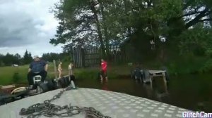 Плывём по Волге и гуляем по деревне Видогощи.