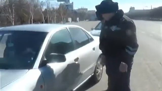 Экибастуз Новости Вместо проверки документов, авто леди Экибастуза получали цветы смотреть онлайн