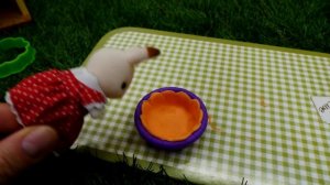 Развивающие мультики. Клубничный пирог от зайчихи Сильвания Фэмили