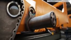 Завод Dressta, изготовление бульдозеров.